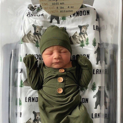 Ensemble grenouillère nouée et bonnet pour bébé en bambou coloris olive uni