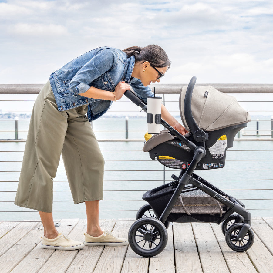 Système de voyage modulaire Pivot avec siège auto bébé LiteMax et barre anti-rebond