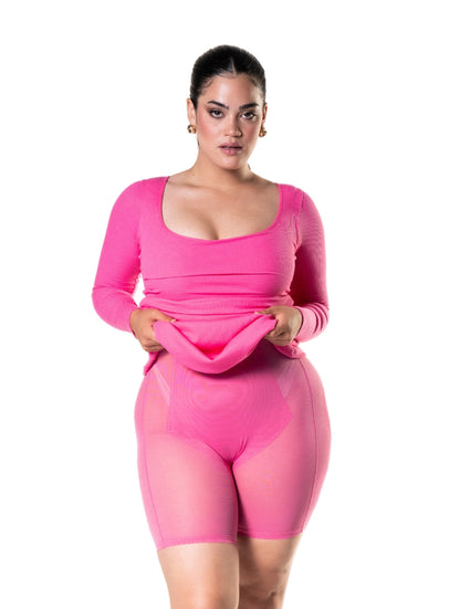 Robe à manches longues gainante
