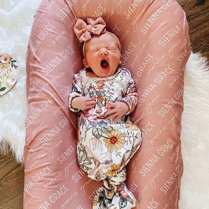 Couverture d’emmaillotage personnalisée avec prénom de bébé