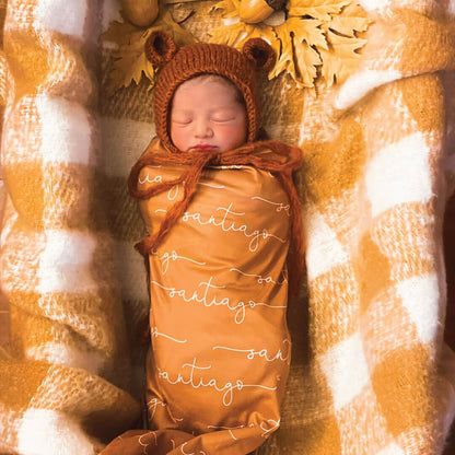 Couverture d’emmaillotage personnalisée avec prénom de bébé